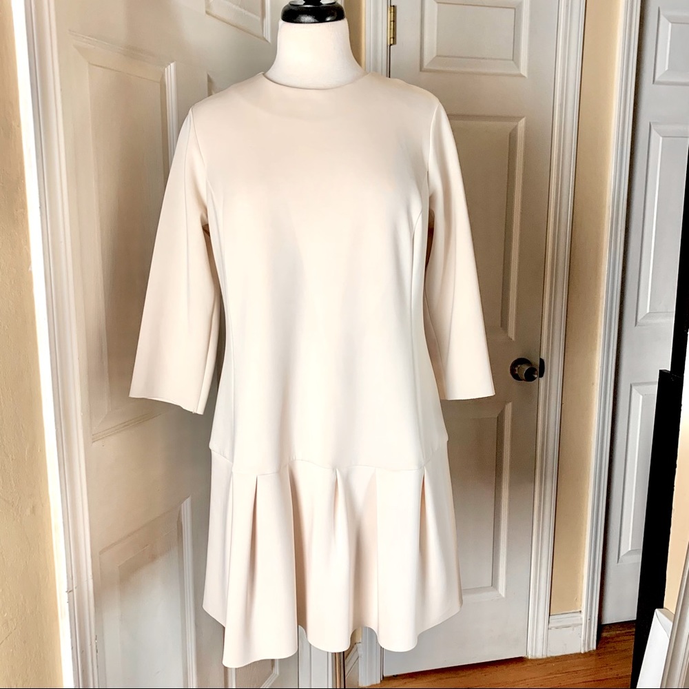 TopShop Ivory Shift Pleated Short Dress Size 10